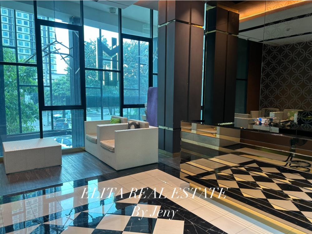 For SaleCondoKasetsart, Ratchayothin : ‼ ️ Urgent sale‼ ️ Metro Luxe Kaset Condo Decoration Room Build In Ready to carry 2 beds in 2 bathrooms, corner room, 7th floor, private garden view, near RS, Pakkhi Kit Senanikhom Road, Chatuchak, Bangkok, near the Green Line BTS station, only 4 million 