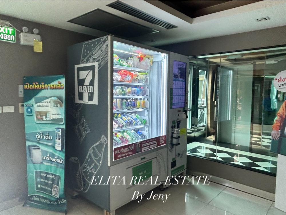 For SaleCondoKasetsart, Ratchayothin : ‼ ️ Urgent sale‼ ️ Metro Luxe Kaset Condo Decoration Room Build In Ready to carry 2 beds in 2 bathrooms, corner room, 7th floor, private garden view, near RS, Pakkhi Kit Senanikhom Road, Chatuchak, Bangkok, near the Green Line BTS station, only 4 million 