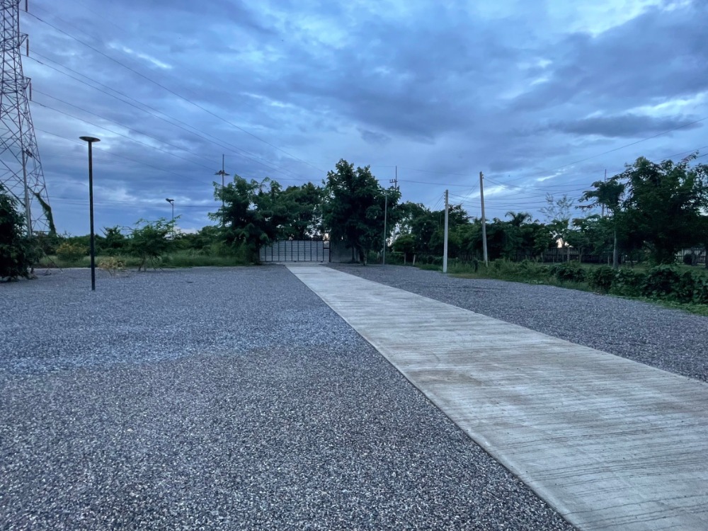 ขายบ้านนครสวรรค์ : ขายบ้านด่วน !! เจ้าของขายเอง พื้นที่ 4 ไร่ บ้าน โรงรถ ออฟฟิต ตำบลมะเดื่อเกลือ อำเภอเมืองนครสวรรค์ จังหวัดนครสวรรค์