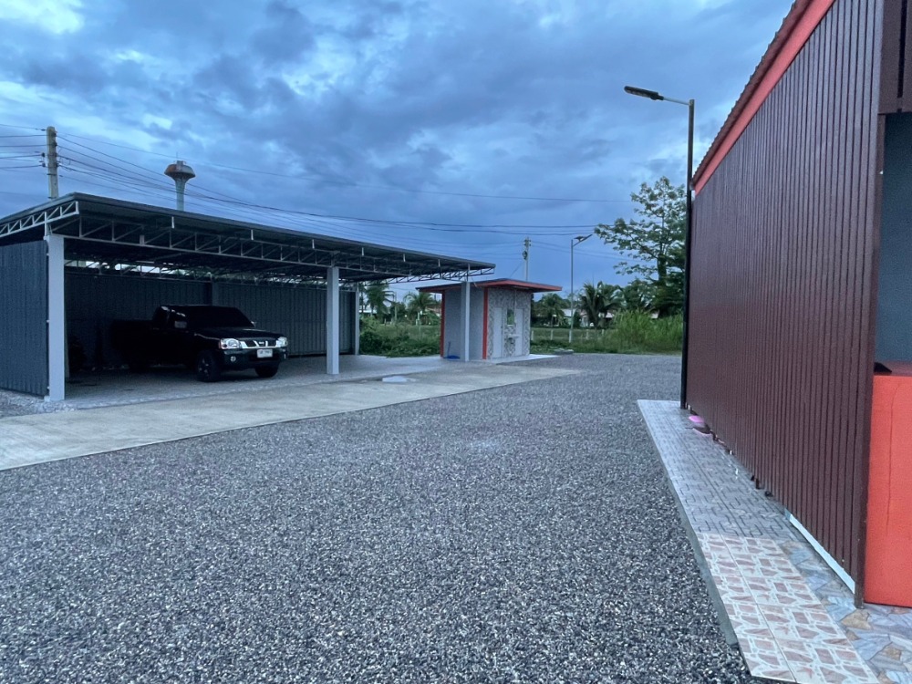 ขายบ้านนครสวรรค์ : ขายบ้านด่วน !! เจ้าของขายเอง พื้นที่ 4 ไร่ บ้าน โรงรถ ออฟฟิต ตำบลมะเดื่อเกลือ อำเภอเมืองนครสวรรค์ จังหวัดนครสวรรค์