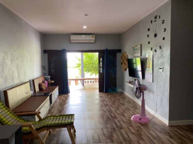 ขายบ้านนครสวรรค์ : ขายบ้านด่วน !! เจ้าของขายเอง พื้นที่ 4 ไร่ บ้าน โรงรถ ออฟฟิต ตำบลมะเดื่อเกลือ อำเภอเมืองนครสวรรค์ จังหวัดนครสวรรค์