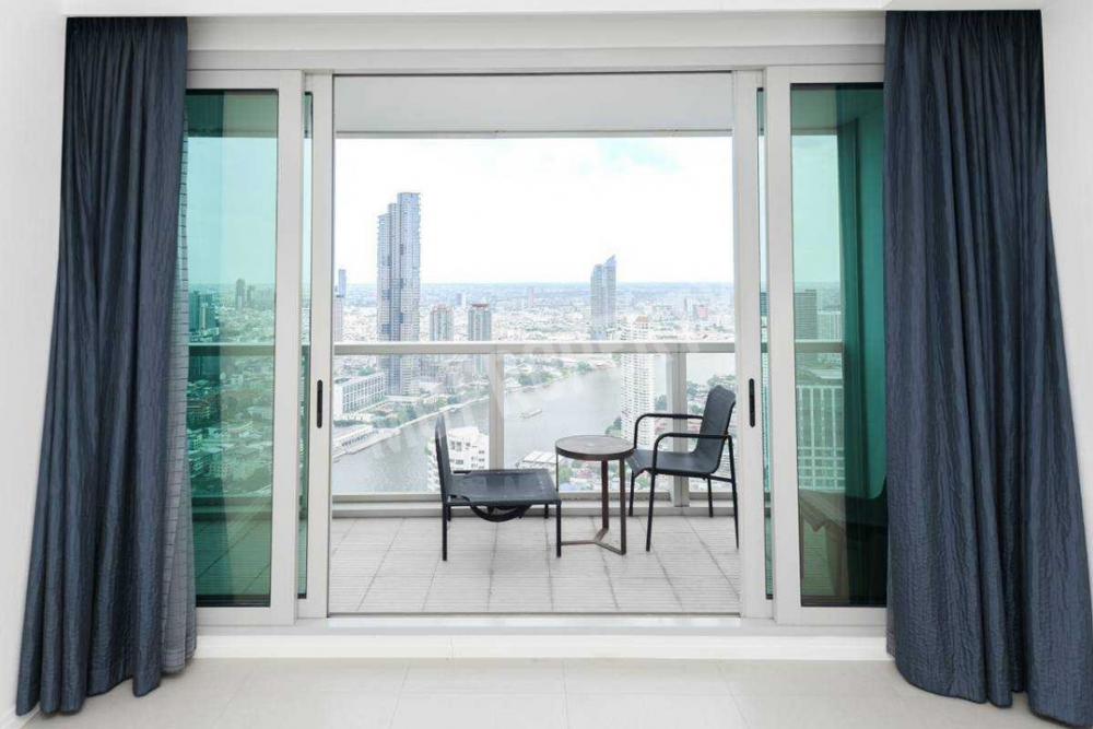 ให้เช่าคอนโดวงเวียนใหญ่ เจริญนคร : The River 131sqm 2bedroom plus 50+ floor for rent only 70,000 tel 0816878954 line id 0816878954