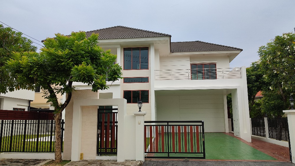For SaleHousePhutthamonthon, Salaya : Single detached house for sale, 86 sq m, next to Phutthamonthon Park, beautiful house, good location, good neighbors.