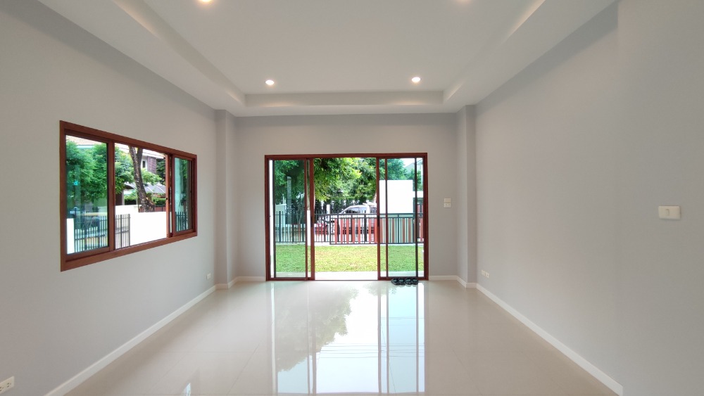 For SaleHousePhutthamonthon, Salaya : Single detached house for sale, 86 sq m, next to Phutthamonthon Park, beautiful house, good location, good neighbors.