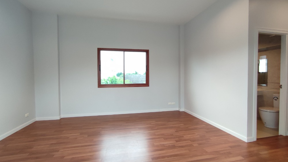 For SaleHousePhutthamonthon, Salaya : Single detached house for sale, 86 sq m, next to Phutthamonthon Park, beautiful house, good location, good neighbors.