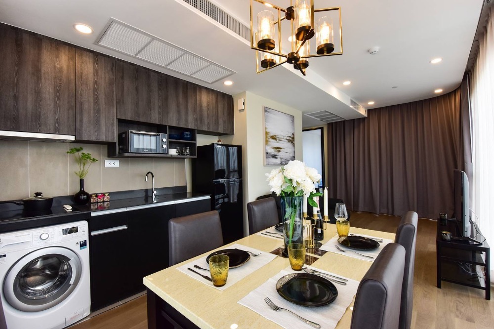 For RentCondoSiam Paragon ,Chulalongkorn,Samyan : Ashton Chula - Silom【𝐑𝐄𝐍𝐓】🔥 2 luxury bedroom Panoramic city view Complete furniture Full central, convenient transportation, near Sam Yan Mit Town 🔥 Contact Line ID: @hacondo