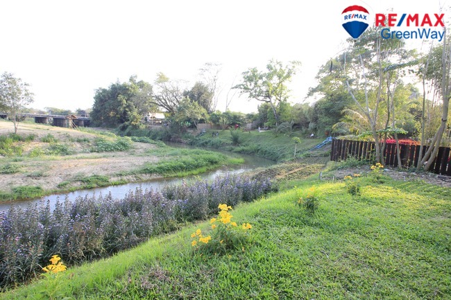 ขายกิจการโรงแรม & กิจการอพาร์ตเมนต์เชียงใหม่ : ขายกิจการรีสอร์ทร้านอาหารกึ่งผับเชียงใหม่ สกาล่าเฮ้าส์วิลเลจเรสเตอร์รองท์&บาร์ อ.แม่แตง ติดแม่น้ำแม่แตง พร้อมดำเนินกิจการ