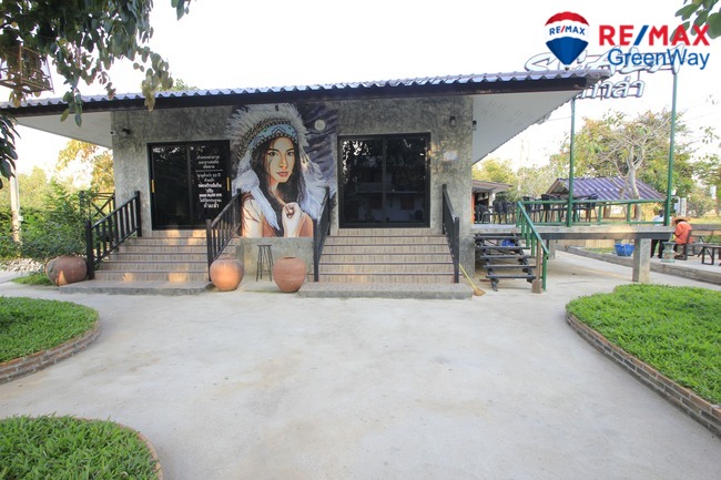 ขายกิจการโรงแรม & กิจการอพาร์ตเมนต์เชียงใหม่ : ขายกิจการรีสอร์ทร้านอาหารกึ่งผับเชียงใหม่ สกาล่าเฮ้าส์วิลเลจเรสเตอร์รองท์&บาร์ อ.แม่แตง ติดแม่น้ำแม่แตง พร้อมดำเนินกิจการ