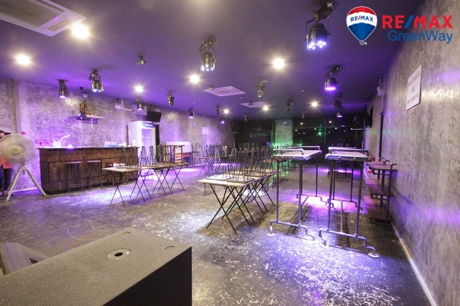 ขายกิจการโรงแรม & กิจการอพาร์ตเมนต์เชียงใหม่ : ขายกิจการรีสอร์ทร้านอาหารกึ่งผับเชียงใหม่ สกาล่าเฮ้าส์วิลเลจเรสเตอร์รองท์&บาร์ อ.แม่แตง ติดแม่น้ำแม่แตง พร้อมดำเนินกิจการ