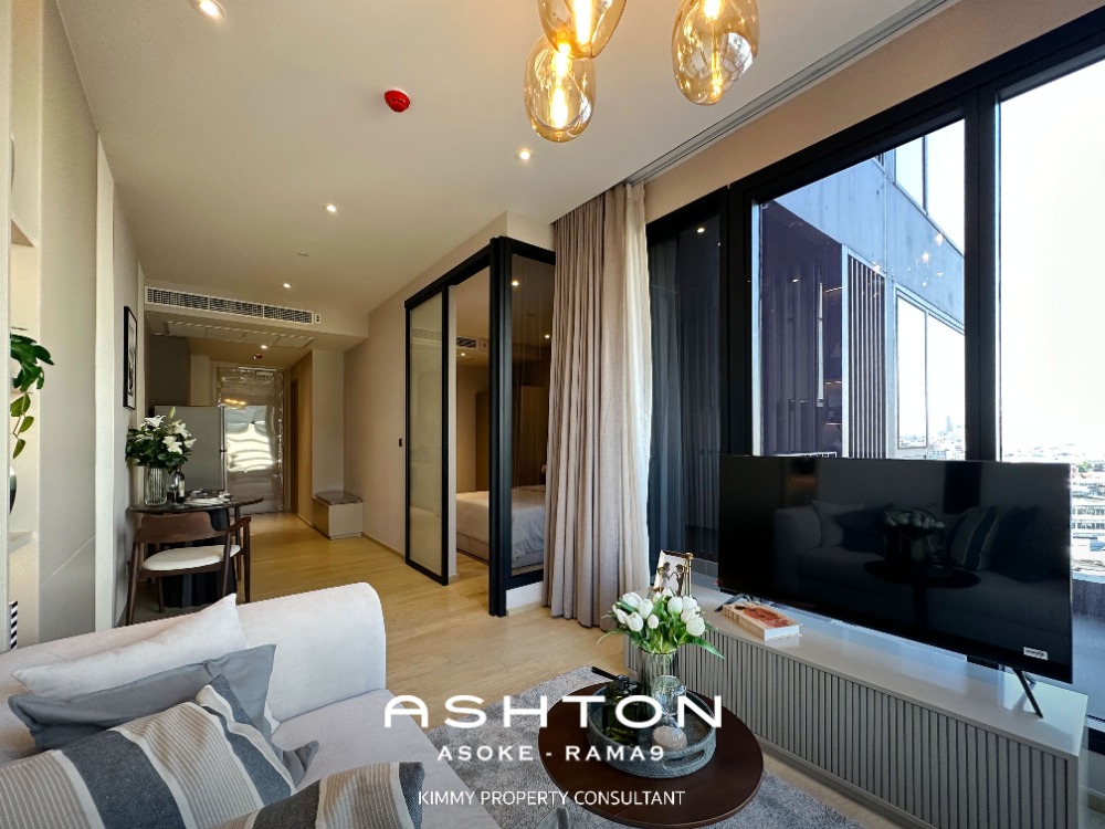 ขายคอนโดพระราม 9 เพชรบุรีตัดใหม่ RCA : Ashton Asoke Rama 9 - One Bedroom ห้องแต่งขายจากทางโครงการ สนใจเยี่ยมชมโครงการติดต่อฝ่ายขาย 093-962-5994 (คิม)