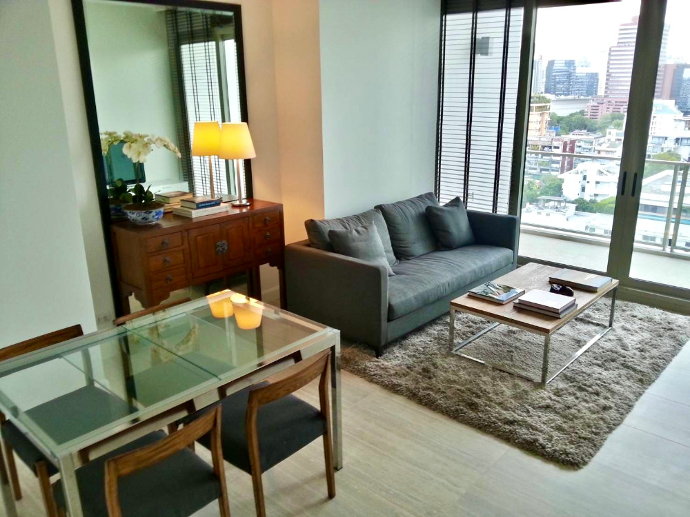 ให้เช่าคอนโดวิทยุ ชิดลม หลังสวน : 185 Rajadamri: 1bed 1bath 70sqm 67,000/mth Am: 0656199198