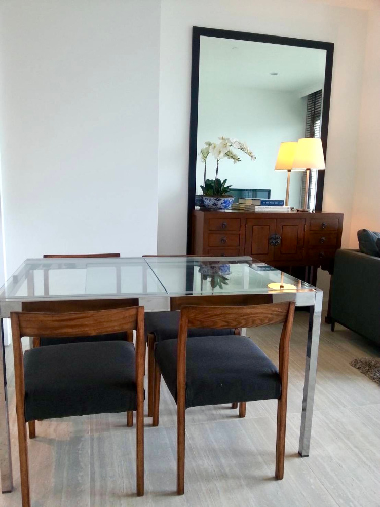 ให้เช่าคอนโดวิทยุ ชิดลม หลังสวน : 185 Rajadamri: 1bed 1bath 70sqm 67,000/mth Am: 0656199198