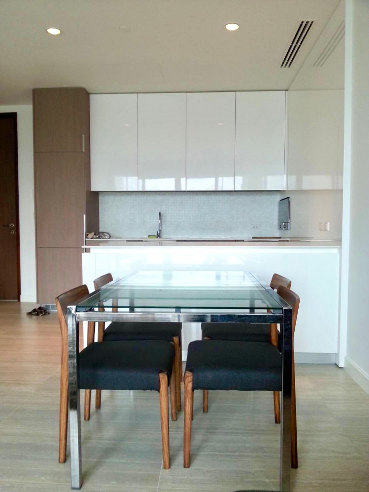 ให้เช่าคอนโดวิทยุ ชิดลม หลังสวน : 185 Rajadamri: 1bed 1bath 70sqm 67,000/mth Am: 0656199198