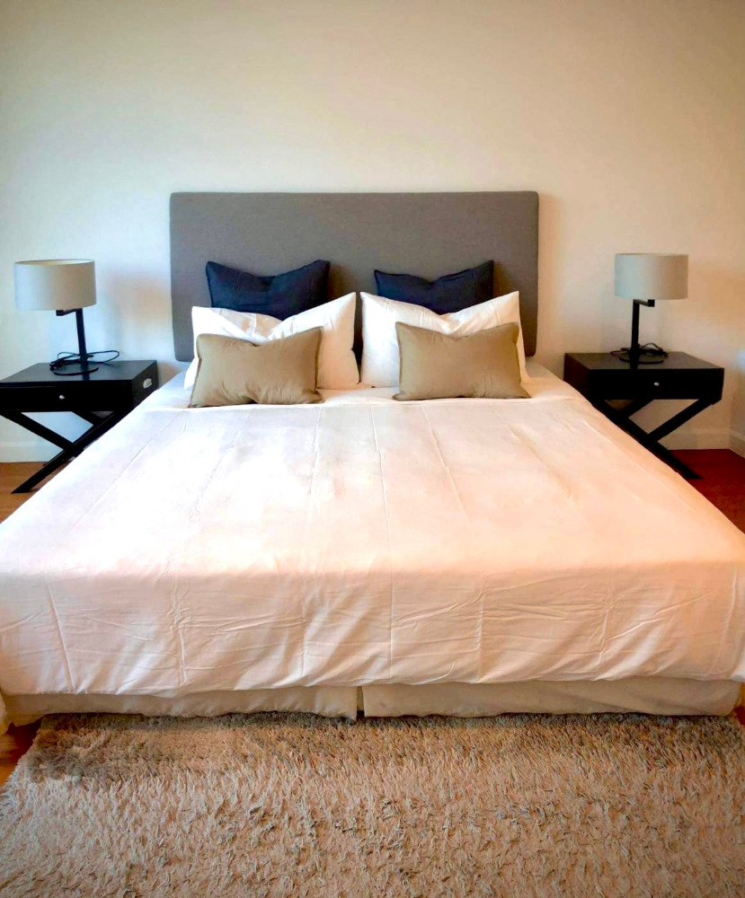 ให้เช่าคอนโดวิทยุ ชิดลม หลังสวน : 185 Rajadamri: 1bed 1bath 70sqm 67,000/mth Am: 0656199198