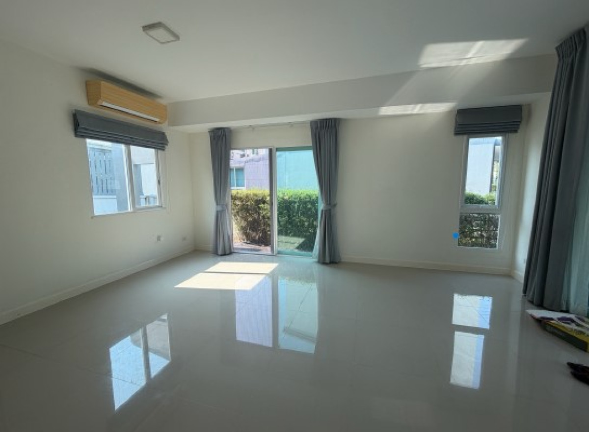 ขายบ้านมีนบุรี-ร่มเกล้า : ขายทาวน์เฮ้าส์/ทาวน์โฮม  แกรนด์ พลีโน่ รามอินทรา-บางชัน สเตชั่น มีนบุรี เขต มีนบุรี กรุงเทพ   CX-146352