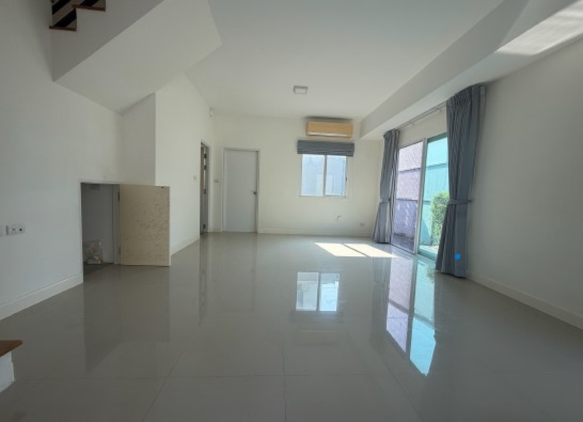 ขายบ้านมีนบุรี-ร่มเกล้า : ขายทาวน์เฮ้าส์/ทาวน์โฮม  แกรนด์ พลีโน่ รามอินทรา-บางชัน สเตชั่น มีนบุรี เขต มีนบุรี กรุงเทพ   CX-146352