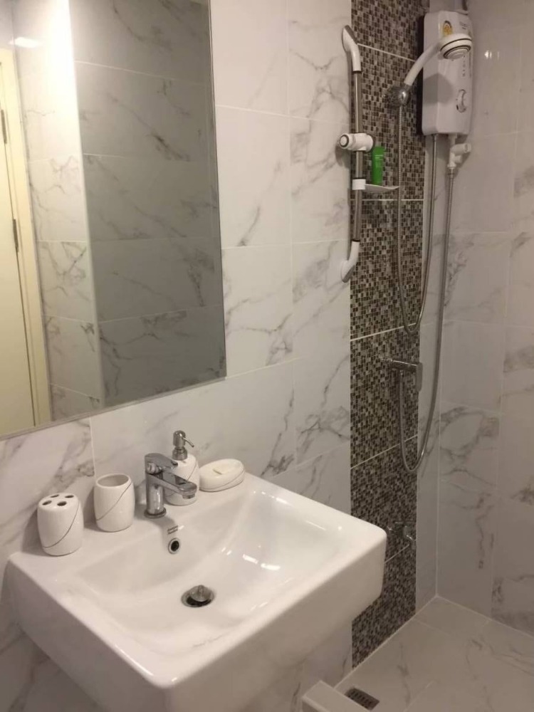 For SaleCondoKasetsart, Ratchayothin : S-MXX103  Maxxi Ratchayothin-Phahon 34, 5th floor, swimming pool view, 30 sq m., 1 bedroom, 2.59 million. 064-959-8900