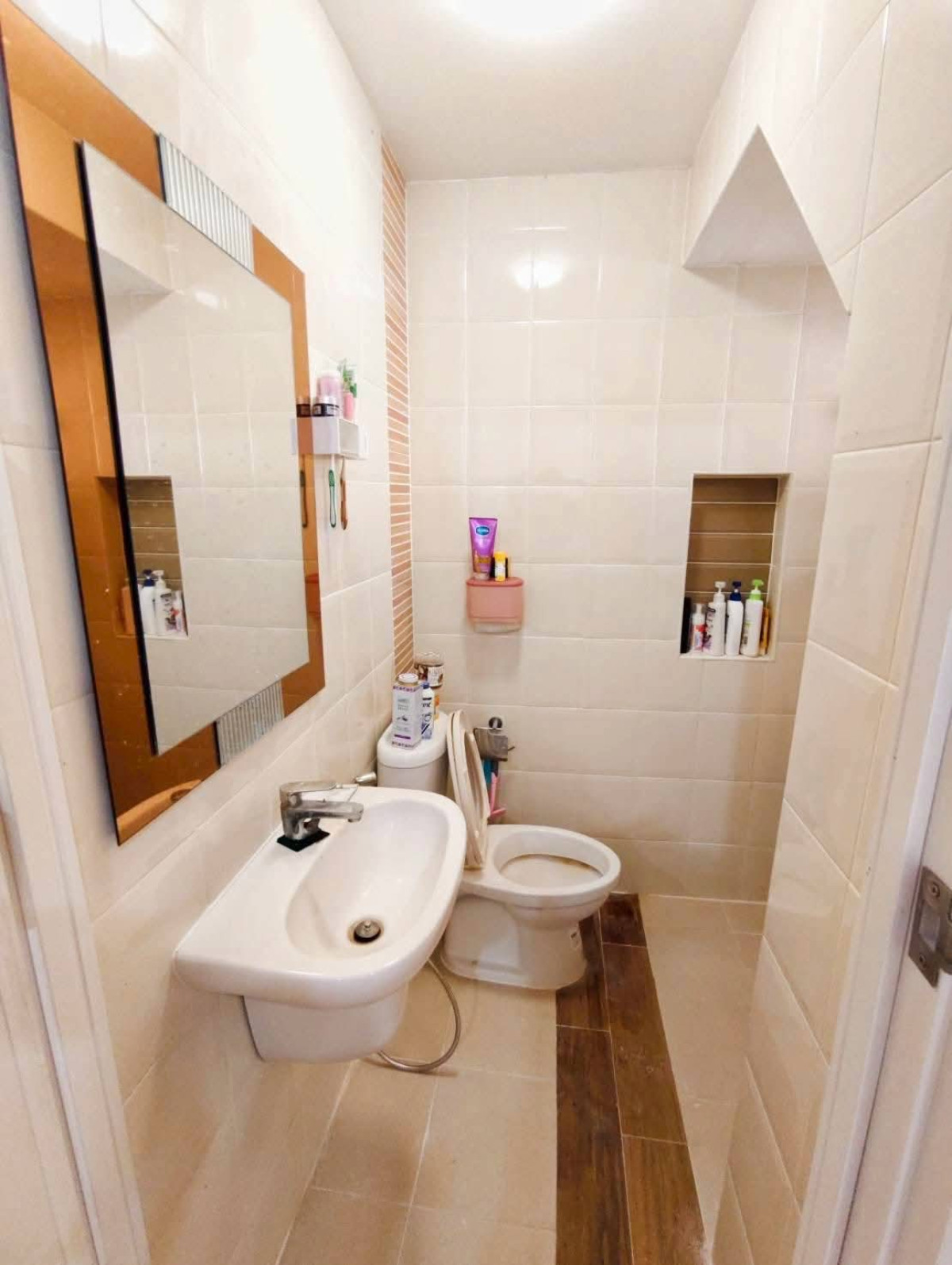 For SaleTownhomePattanakan, Srinakarin : For Sale Townhouse/Townhome , Golden Town Srinakarin-Sukhumvit , Phraek Sa , Mueang Samut Prakan , Samut Prakarn , CX-150114