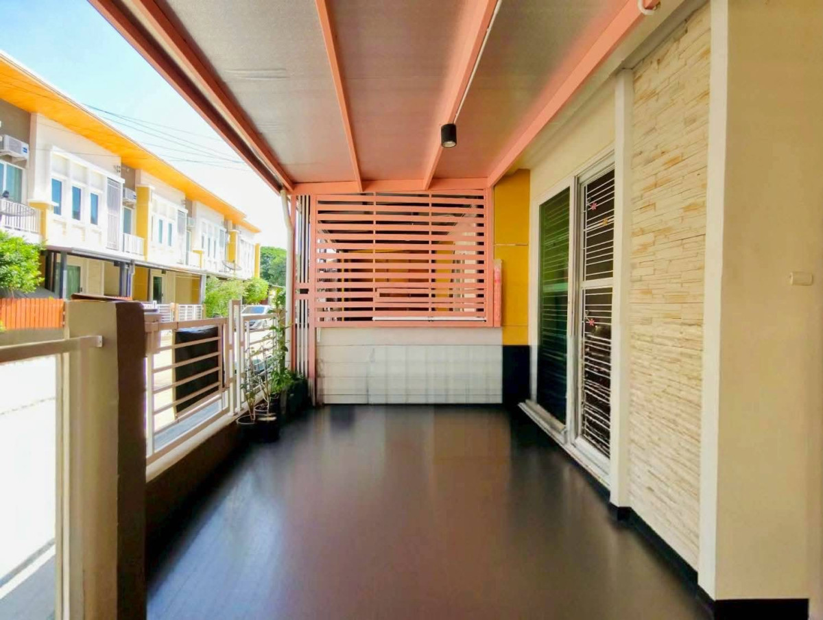 For SaleTownhomePattanakan, Srinakarin : For Sale Townhouse/Townhome , Golden Town Srinakarin-Sukhumvit , Phraek Sa , Mueang Samut Prakan , Samut Prakarn , CX-150114