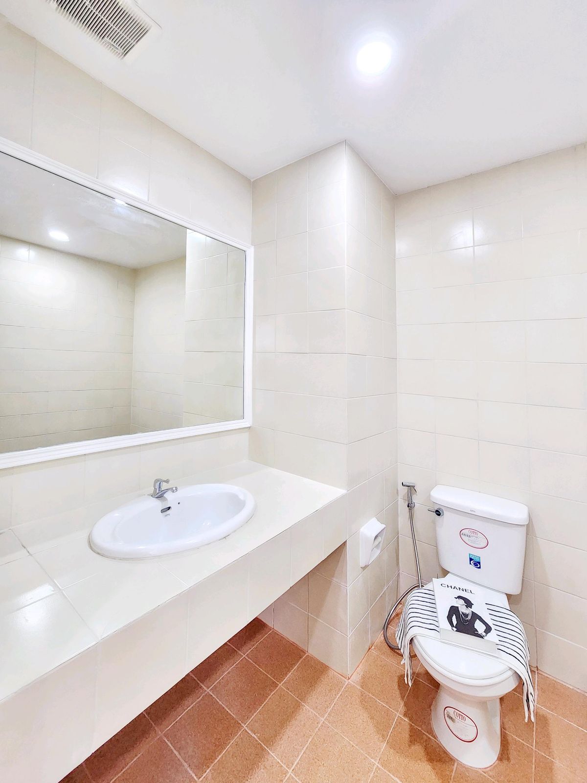 For SaleCondoRamkhamhaeng, Hua Mak : Corn on the cob, big room, high ceiling, great location