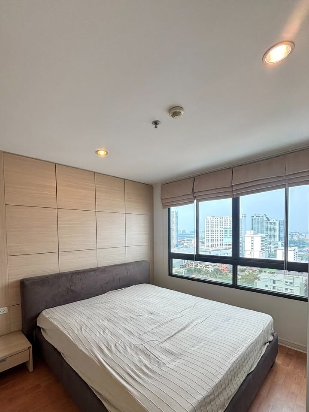 For SaleCondoSapankwai,Jatujak : For Sale Condo , Lumpini Ville Phahol - Suthisarn , BTS-Saphan Khwai , Sam Sen Nai , Phaya Thai , Bangkok , CX-148554