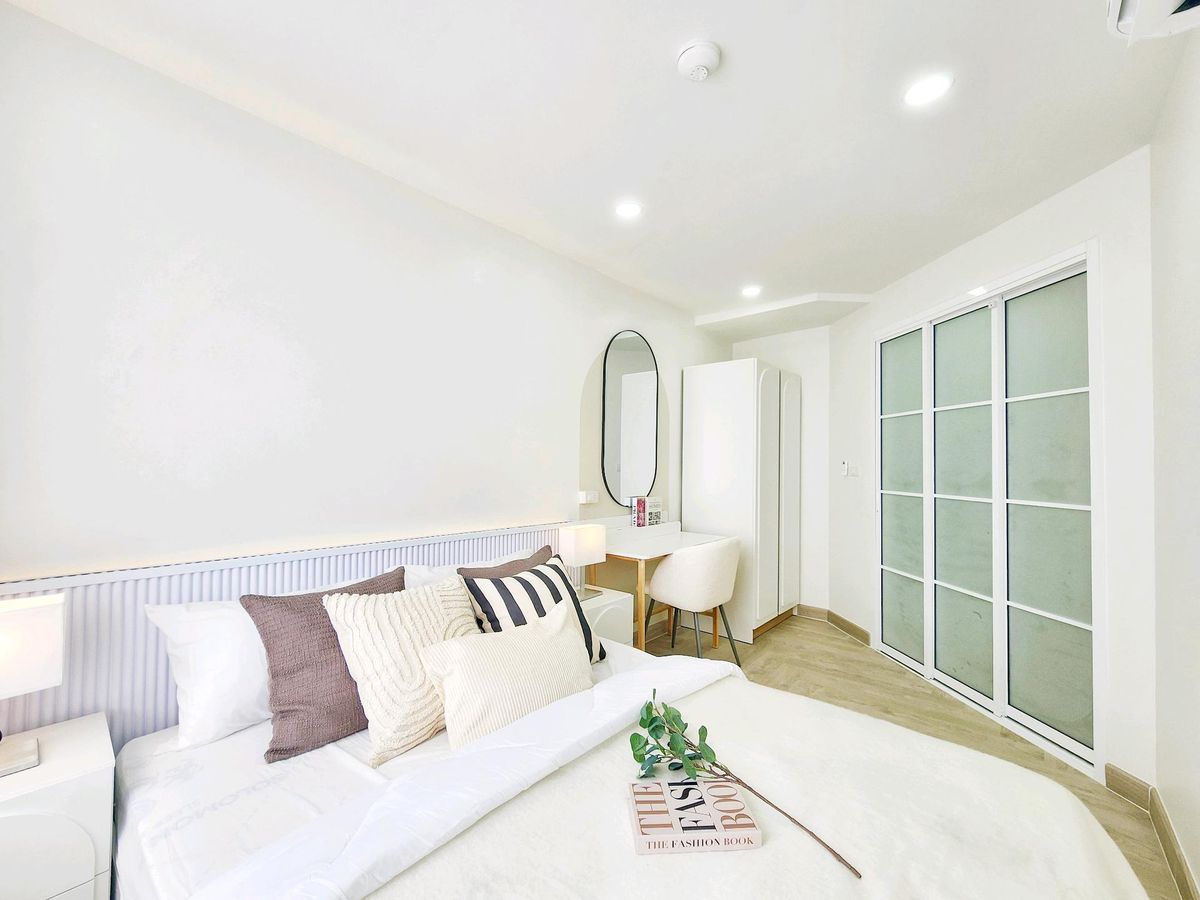 For SaleCondoRamkhamhaeng, Hua Mak : Corn on the cob, big room, high ceiling, great location