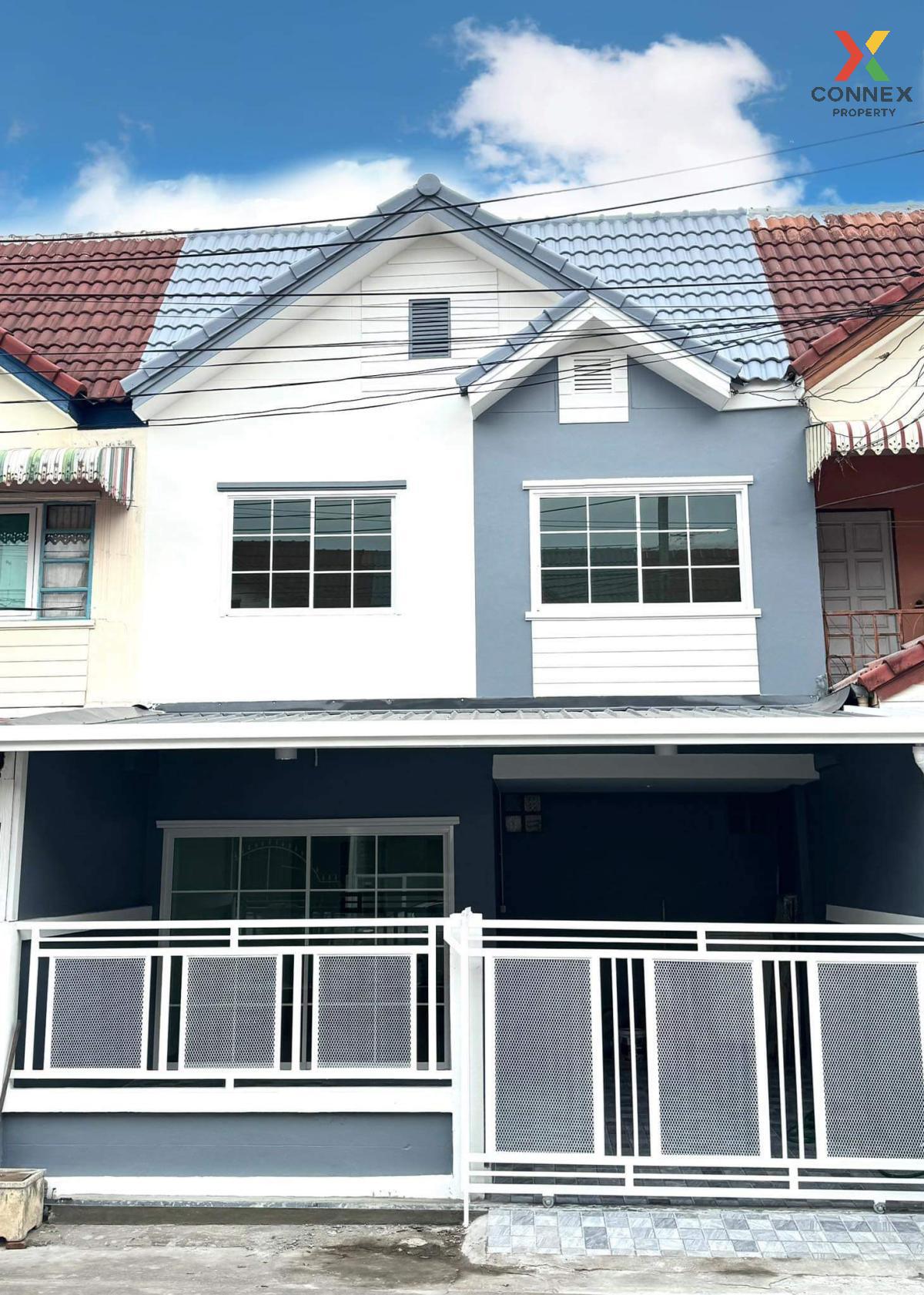 For SaleTownhomePathum Thani,Rangsit, Thammasat : For Sale Townhouse/Townhome  , Saptepa-Pitpimook , newly renovated , Rangsit , Thanyaburi , Pathum Thani , CX-93400