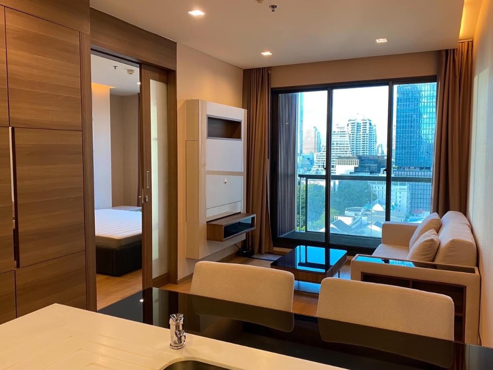 For RentCondoSathorn, Narathiwat : For rent 📣The Address Sathorn📣near BTS Chong Nonsi, fully decorated with furniture and electrical appliances.