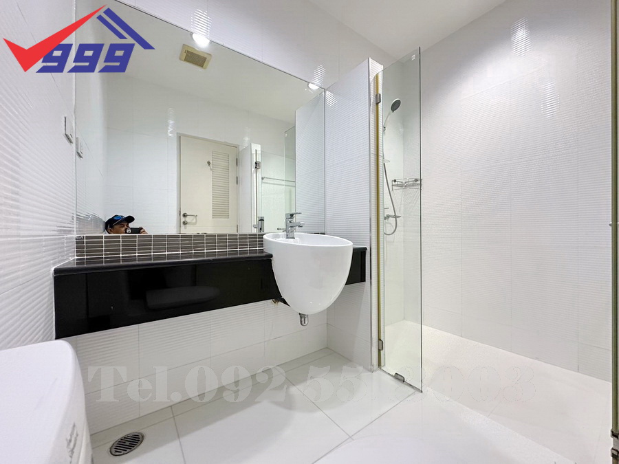 For SaleCondoPattanakan, Srinakarin : Urgent sale, Condo The Four Wings Residence, 3 bedrooms, corner room, city view, Hua Mak, Bang Kapi, Srinakarin (The Four Wings Residence)