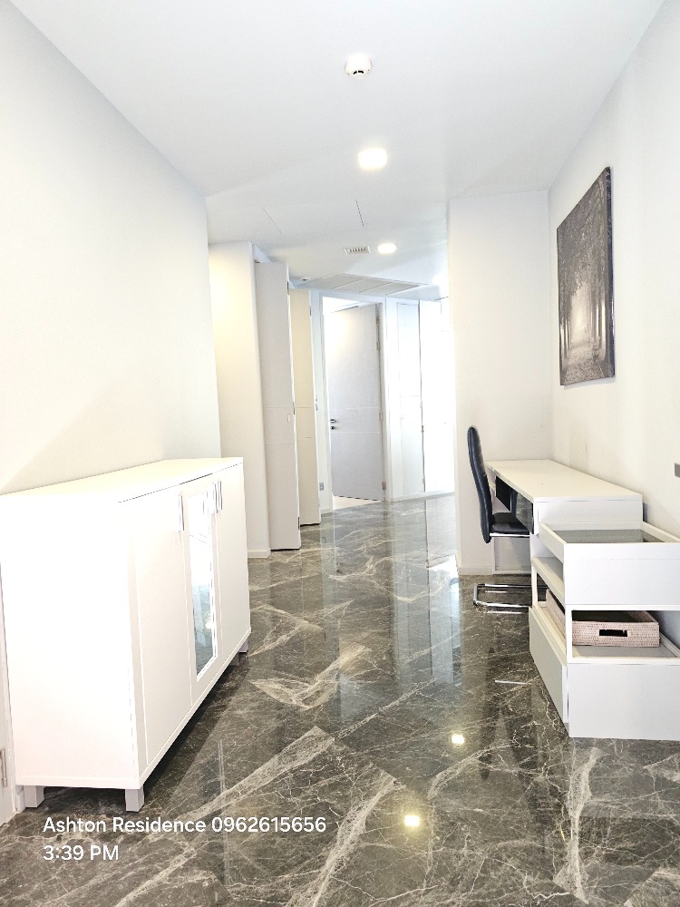 For RentCondoSukhumvit, Asoke, Thonglor : Ashton Residence 41 for Rent 2bed 2 bath 140 Sq,m Rental price 140k per month call Nong 096-2615656 Ready to touring everyday