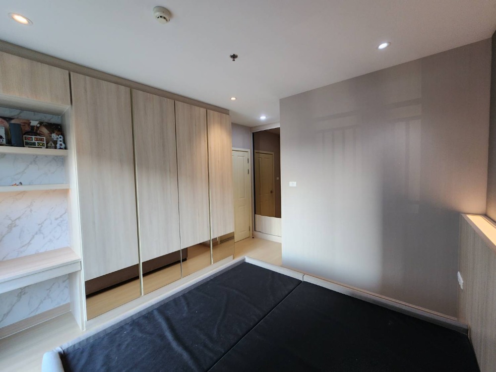 ให้เช่าคอนโดพระราม 8 สามเสน ราชวัตร : ลดราคา สถานะตามภาพปก**ห้องว่างครับผม 2 ห้องนอนที่ใหญ่ที่สุดในทำเล แต่งสวยมากก** ให้เช่า ศุภาลัย ซิตี้ รีสอร์ท พระราม 8 ห้องมีของให้ครบทุกอย่าง ทักมาคุยกันครับผม SN551