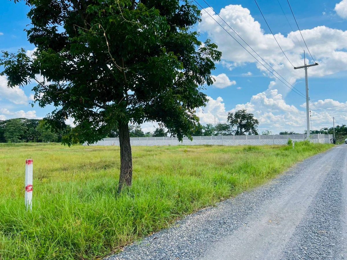 For SaleLandKhon Kaen : Beautiful plot of land near Khon Kaen Airport, 1 rai, width 25 m., filled in, no flooding, has tap water and electricity.