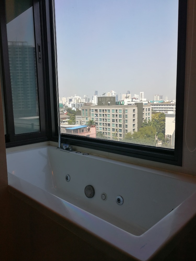 ขายคอนโดอ่อนนุช อุดมสุข : 🔥ขายขาดทุน Rhythm Sukkumvit 44/1 - 1ห้องนอน แต่งสวยพร้อมอยู่