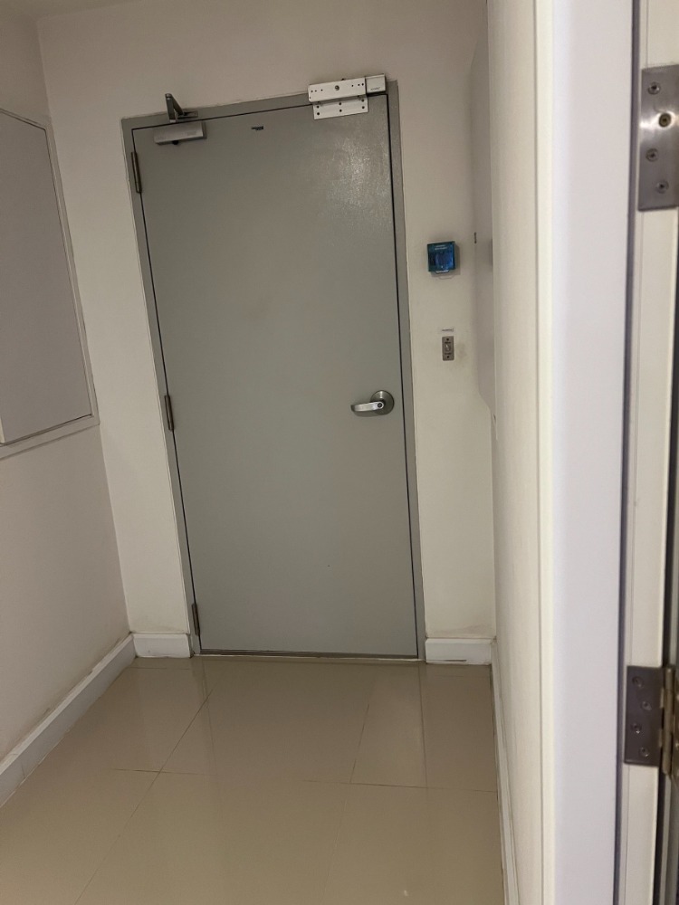 ขายคอนโดนนทบุรี บางใหญ่ บางบัวทอง : ขายเท่าทุน - เมโทรลักษณ์ ริเวอร์ฟร้อนท์ ห้องสวย ติดรถไฟฟ้า วิวแม่น้ำเจ้าพระยา