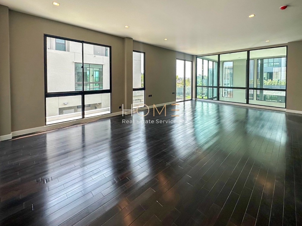 ขายบ้านพัฒนาการ ศรีนครินทร์ : บ้านเดี่ยว แกรนด์ บางกอก บูเลอวาร์ด พระราม 9 - กรุงเทพกรีฑา / 5 ห้องนอน (ขาย), Grand Bangkok Boulevard Rama 9 - Krungthepkreetha / Detached House 5 Bedrooms (FOR SALE) AA437