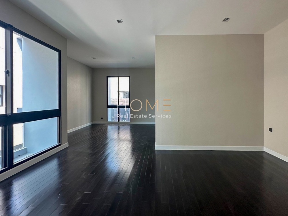 ขายบ้านพัฒนาการ ศรีนครินทร์ : บ้านเดี่ยว แกรนด์ บางกอก บูเลอวาร์ด พระราม 9 - กรุงเทพกรีฑา / 5 ห้องนอน (ขาย), Grand Bangkok Boulevard Rama 9 - Krungthepkreetha / Detached House 5 Bedrooms (FOR SALE) AA437