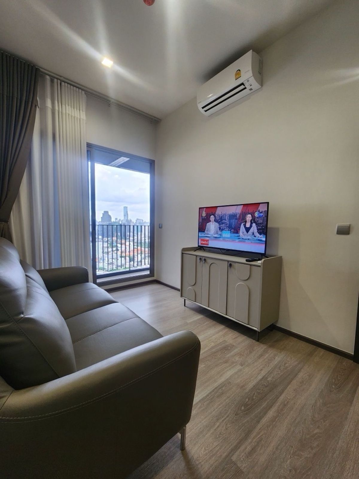 For RentCondoSathorn, Narathiwat : 🔥 Rent a beautiful room, drag the luggage in. Rhythm Charoenkrung Pavillion, Ryoth Charoenkrung Pavilion