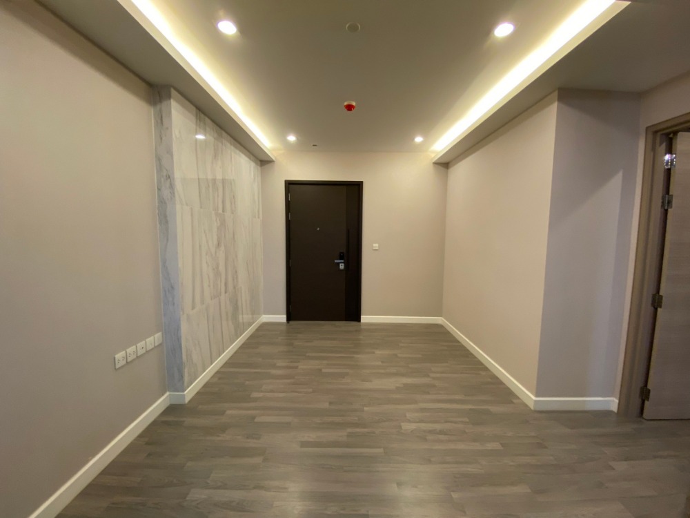 ขายคอนโดสยาม จุฬา สามย่าน : 🔥ขายด่วน🔥เดอะรูม พระราม 4 ห้องใหม่ กว้างมาก ใกล้สยาม จุฬา บรรทัดทอง