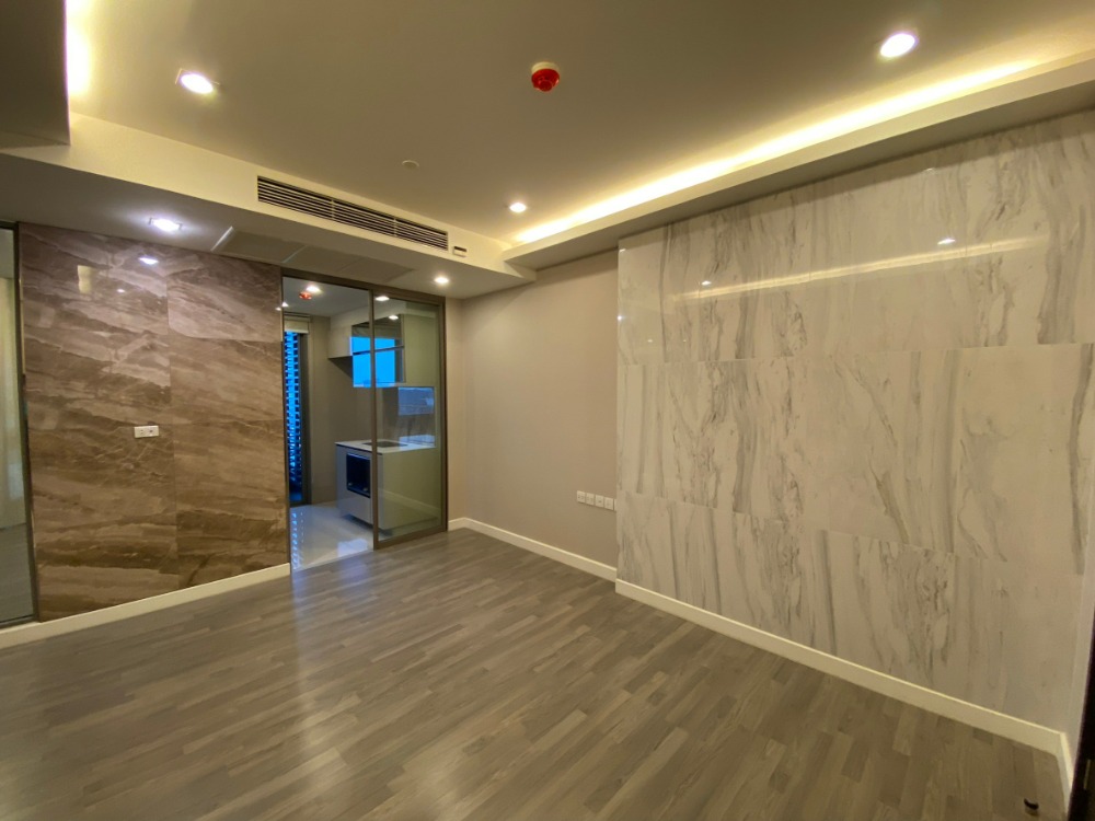 ขายคอนโดสยาม จุฬา สามย่าน : 🔥ขายด่วน🔥เดอะรูม พระราม 4 ห้องใหม่ กว้างมาก ใกล้สยาม จุฬา บรรทัดทอง