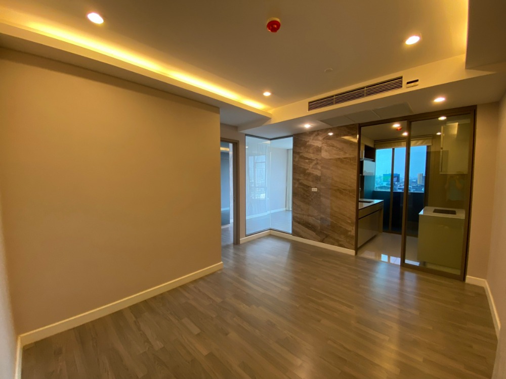 ขายคอนโดสยาม จุฬา สามย่าน : 🔥ขายด่วน🔥เดอะรูม พระราม 4 ห้องใหม่ กว้างมาก ใกล้สยาม จุฬา บรรทัดทอง