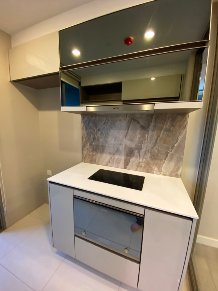 ขายคอนโดสยาม จุฬา สามย่าน : 🔥ขายด่วน🔥เดอะรูม พระราม 4 ห้องใหม่ กว้างมาก ใกล้สยาม จุฬา บรรทัดทอง