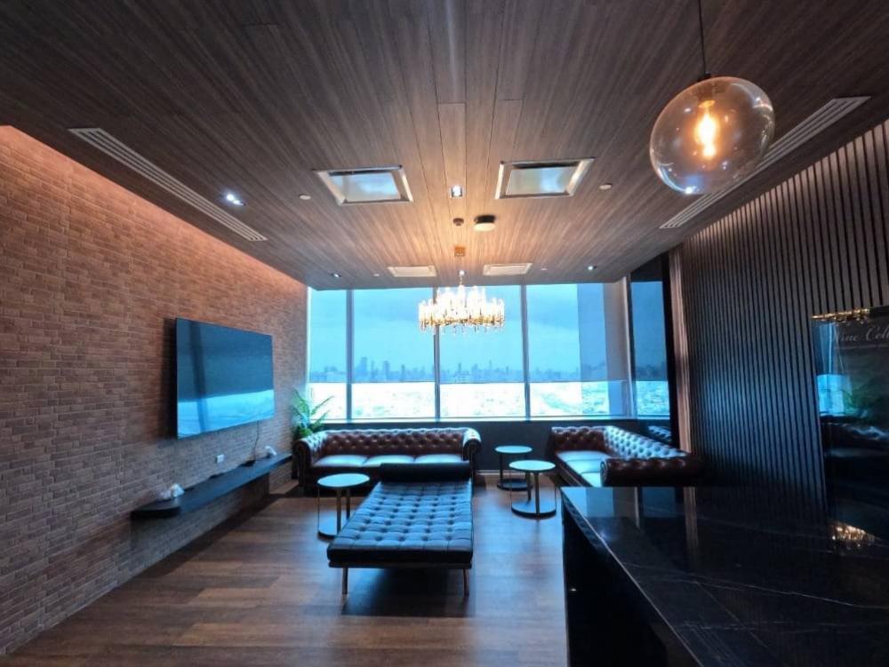 ให้เช่าสำนักงานอารีย์ อนุสาวรีย์ : ปล่อยเช่า : ออฟฟิศ สำนำนักงาน สไตล์ Duplex Penthouse บนพื้นที่ 2,500 ตารางเมตร @พระราม 6 - อารีย์