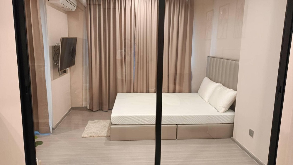 ให้เช่าคอนโดสมุทรปราการ สำโรง : FOR RENT>> Aspire Erawan>> ชั้น 12 เครื่องใช้ไฟฟ้าครบพร้อมอยู่ ติด BTS เอราวัณ #LV-MO041