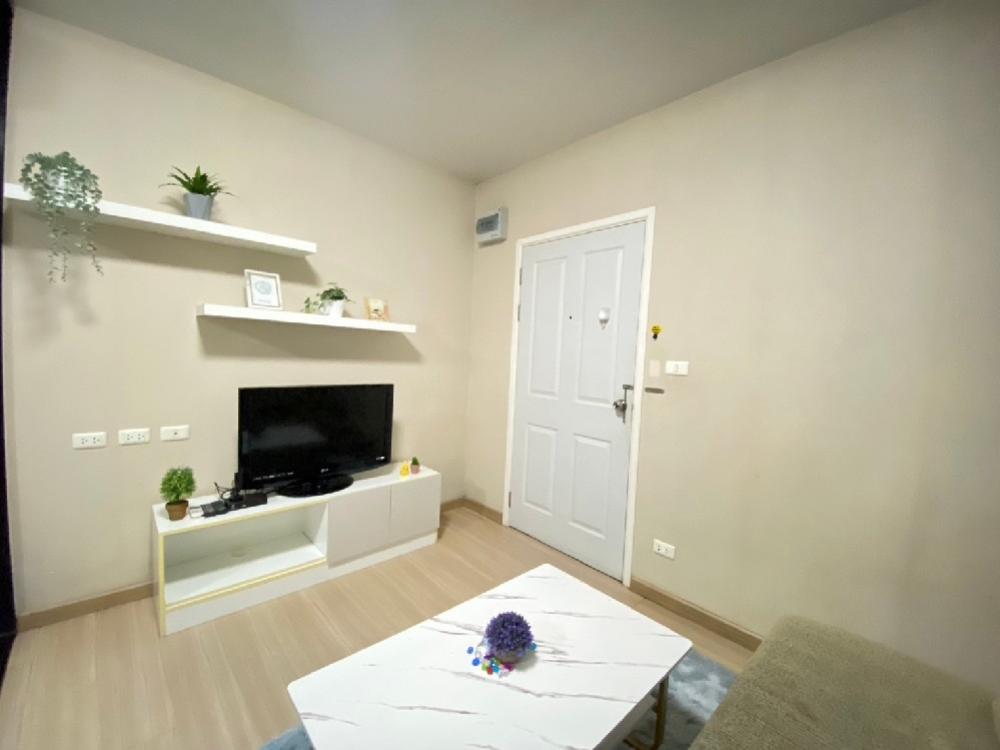 For RentCondoNawamin, Ramindra : Plum Condo Nawamin 86 30 sq m. Price 6,900 baht, new room, building c, 2nd floor, contract period: 1 year (2 months deposit, 1 month advance payment)