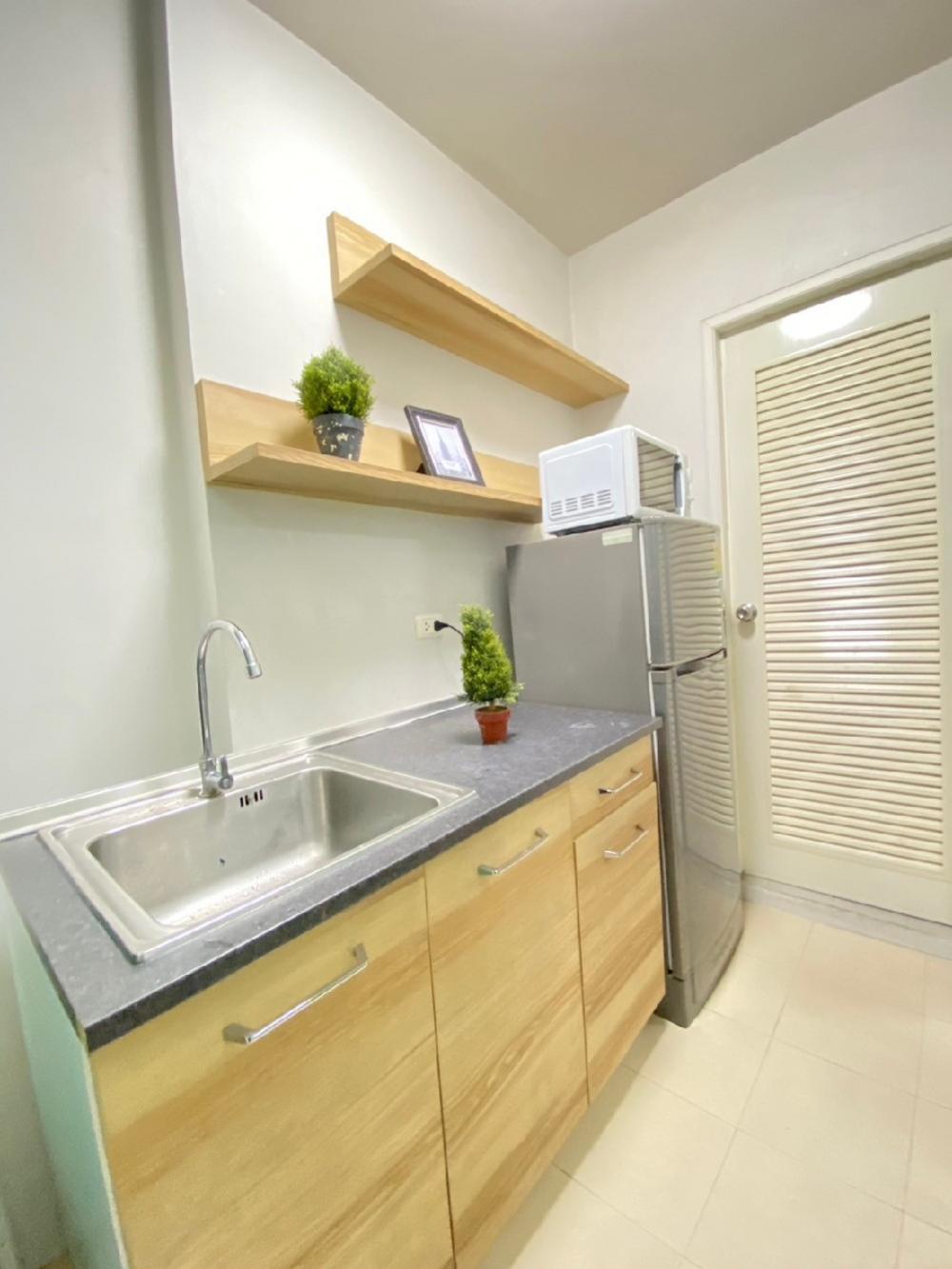 For RentCondoNawamin, Ramindra : Plum Condo Nawamin 86 30 sq m. Price 6,900 baht, new room, building c, 2nd floor, contract period: 1 year (2 months deposit, 1 month advance payment)