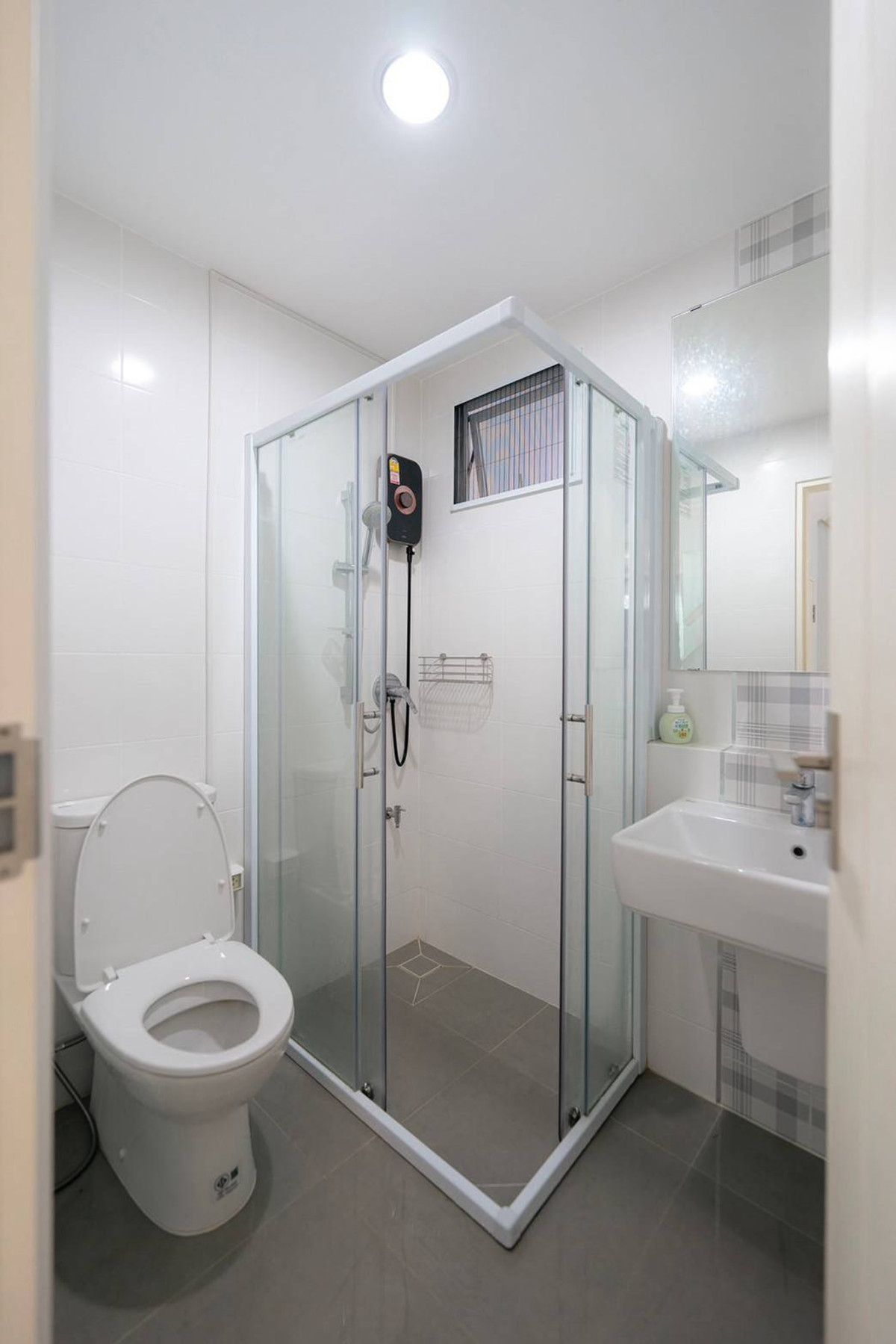 For RentHouseSamut Prakan,Samrong : Twin house for rent, Villaggio Bangna-Theparak, beautiful house, near Market Village, Suvarnabhumi, Mega Bangna.