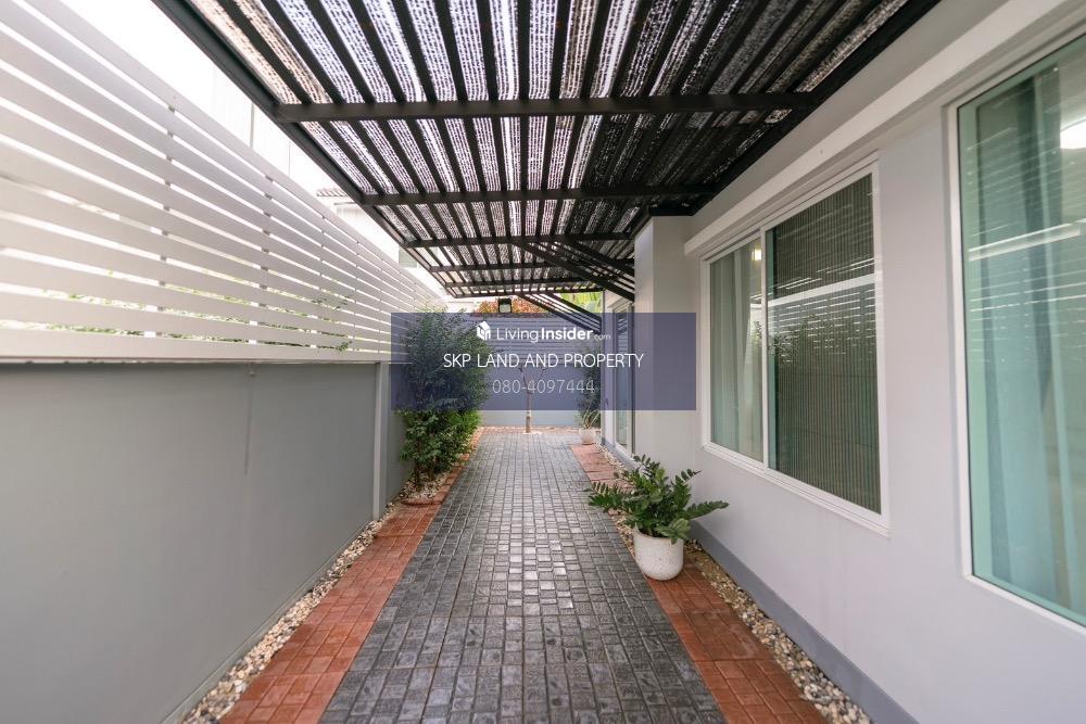 For RentHouseSamut Prakan,Samrong : Twin house for rent, Villaggio Bangna-Theparak, beautiful house, near Market Village, Suvarnabhumi, Mega Bangna.