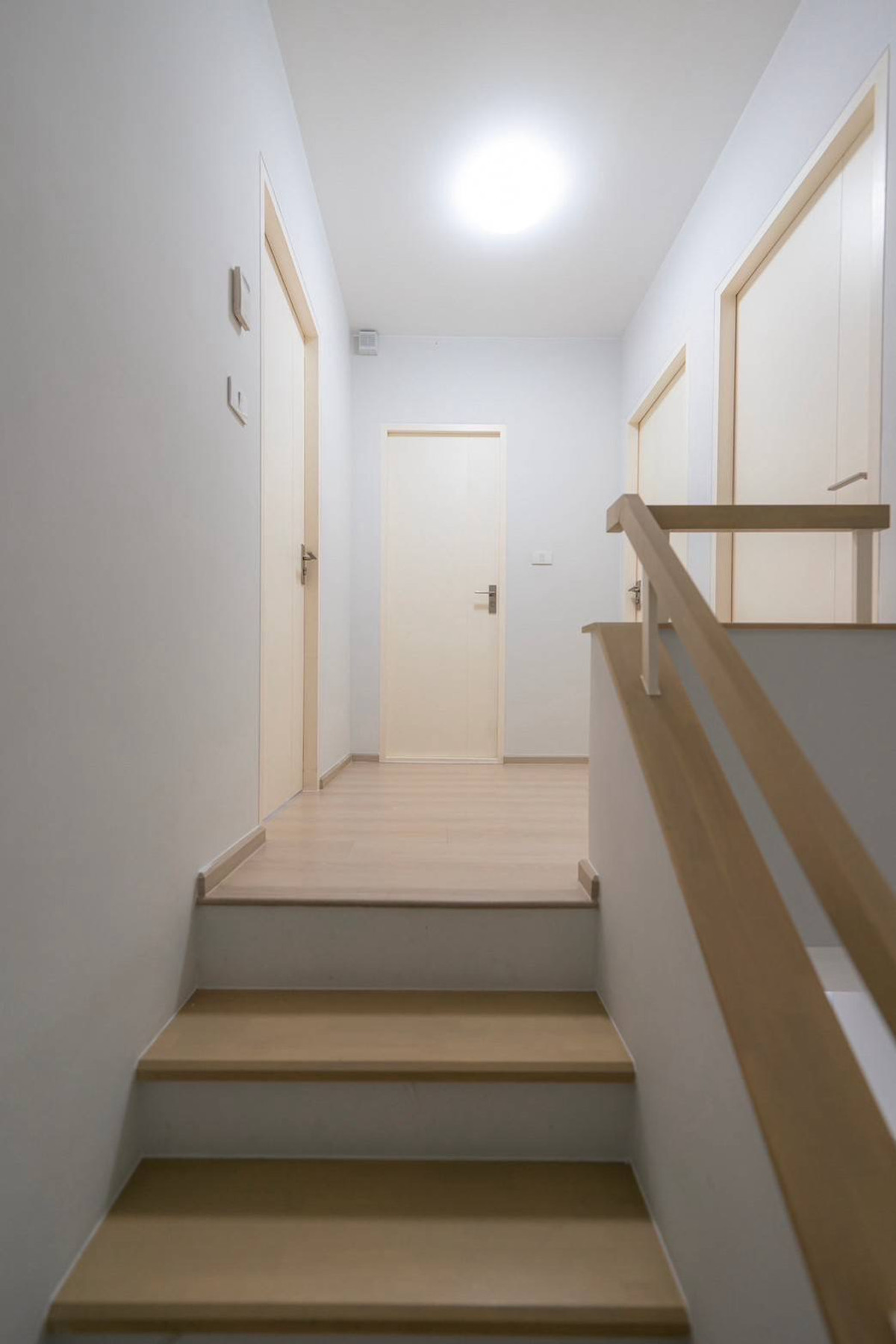 For RentHouseSamut Prakan,Samrong : Twin house for rent, Villaggio Bangna-Theparak, beautiful house, near Market Village, Suvarnabhumi, Mega Bangna.