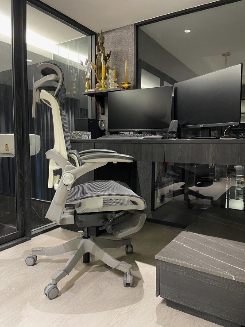 For SaleCondoOnnut, Udomsuk : 🔥🔥 For sale hot price only 80k/sqm., fully furnished loft style, price 3.99 mb,located in Bearing soi 7, cheapest in this zone.