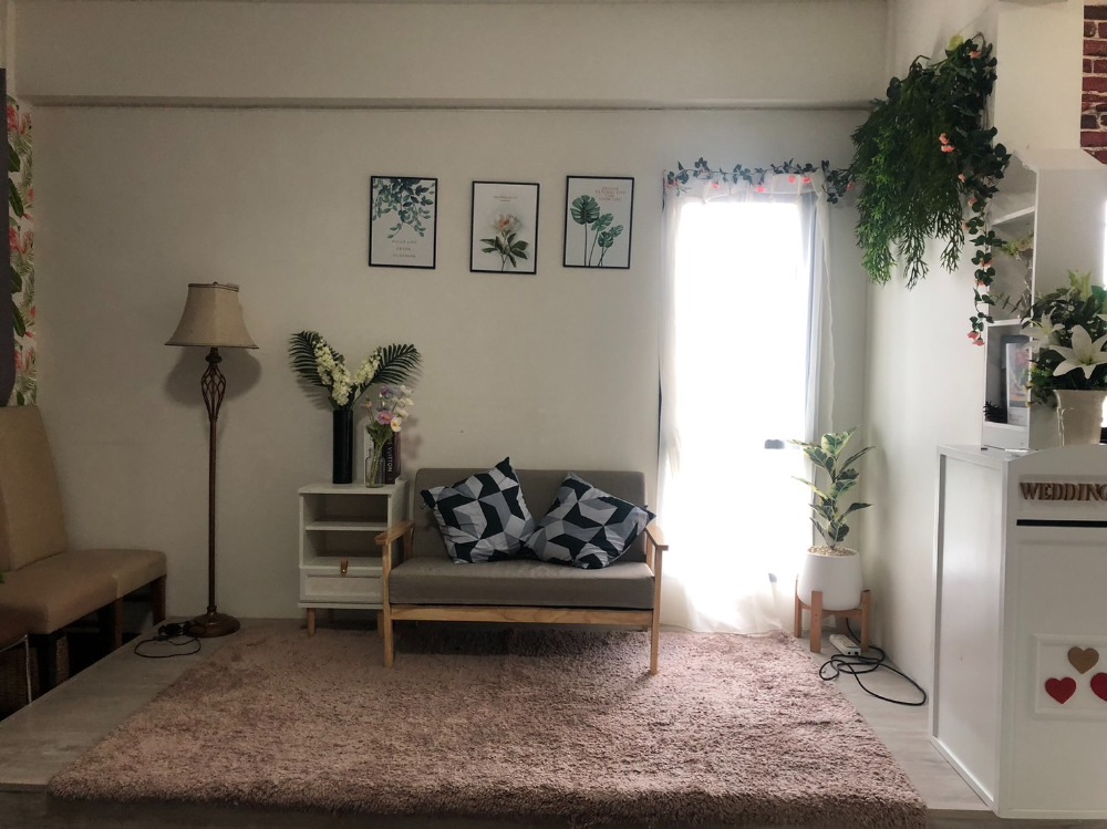 For SaleHome OfficeRathburana, Suksawat : Home office for sale (3-story townhouse with mezzanine) next to Soi Phutthabucha 36, ​​with parking in front and on the side. There are many ways to enter and exit. Near the community